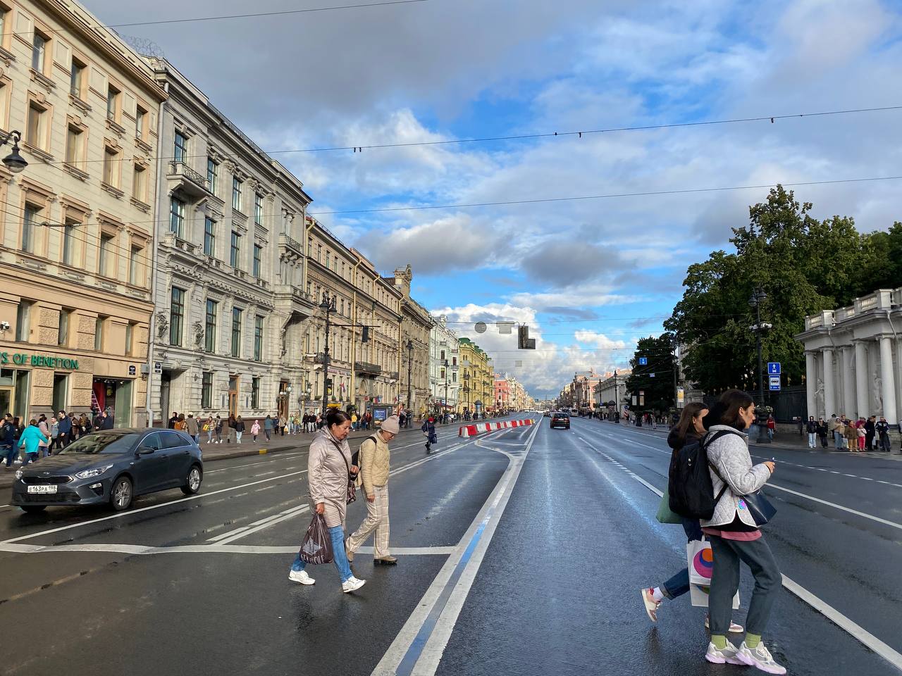 Осень напомнит о себе: Петербург встретит прохладу и кратковременные дожди