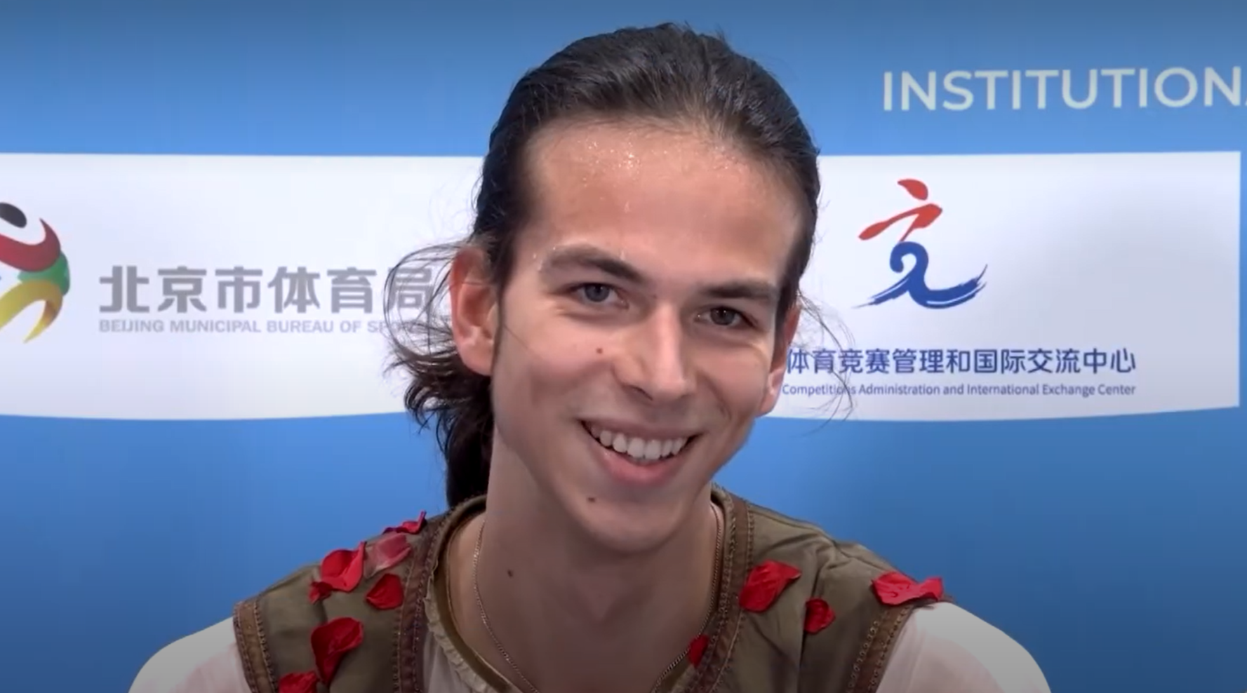 Петербургский фигурист Петр Гуменник рассказал о дружеской атмосфере в Олимпийской деревне