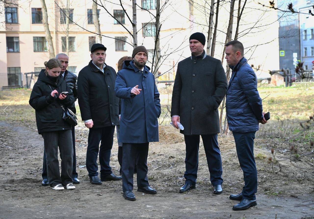 В Петроградском районе усилили контроль за благоустройством