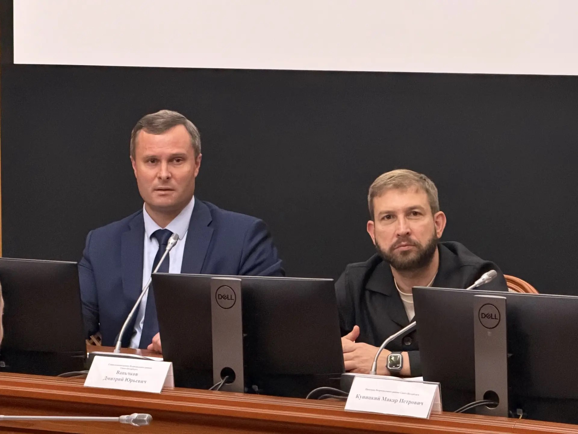 На Петроградской стороне начали заранее готовиться к зимнему сезону